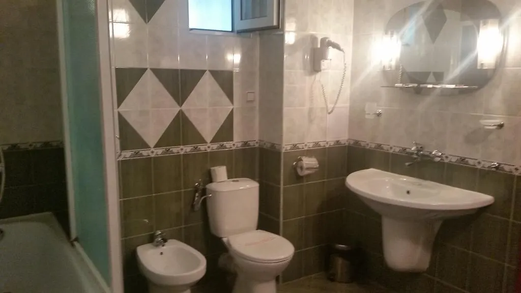Lotos Hotel Sozopol 2*,