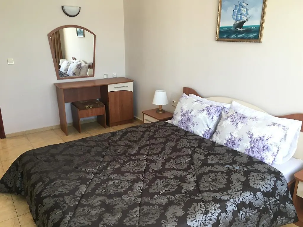 Lotos Hotel Sozopol