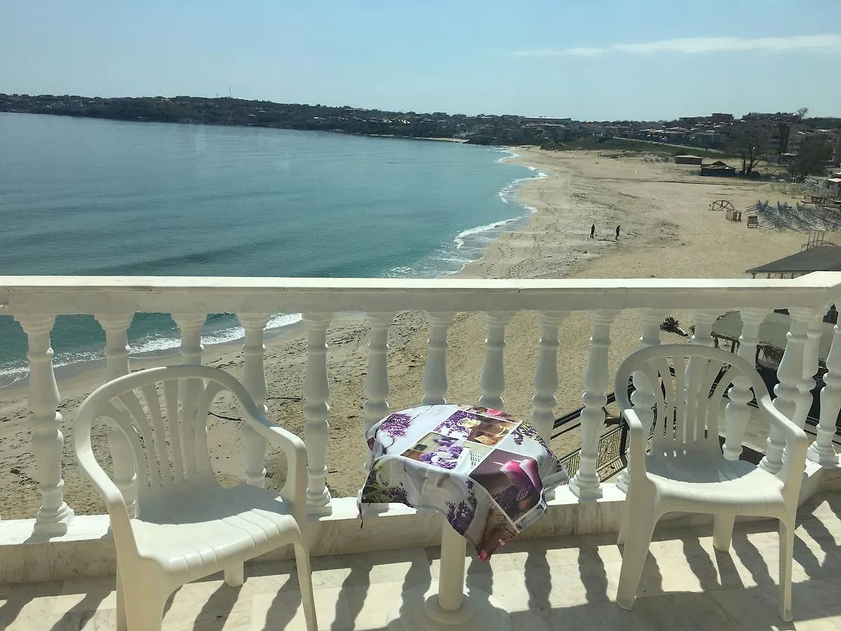 Lotos Hotel Sozopol